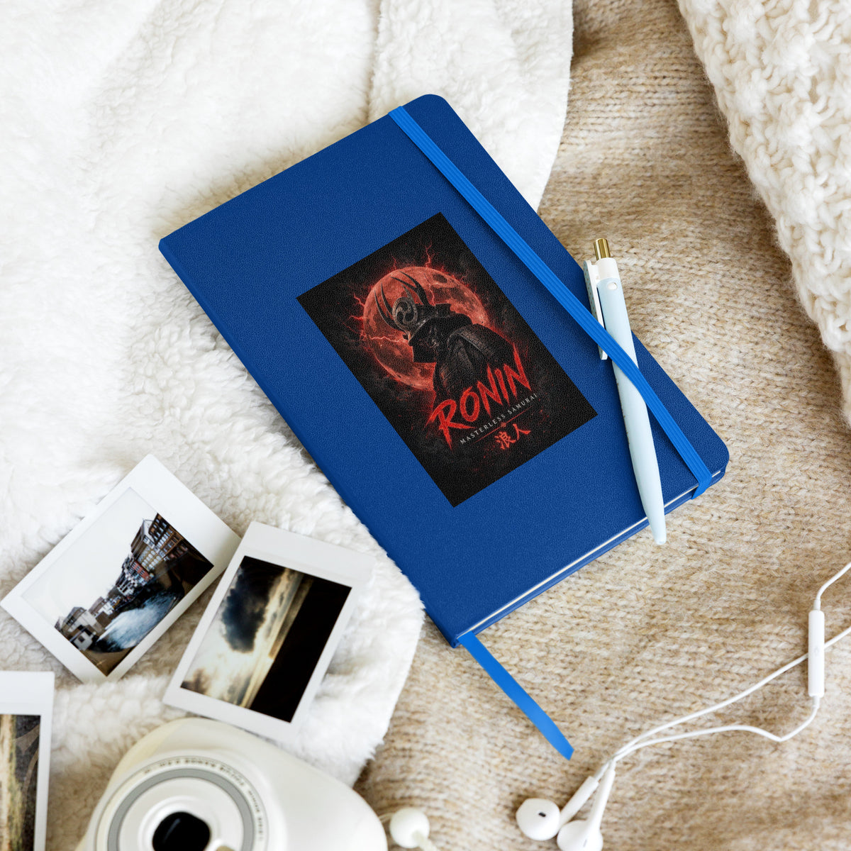 Blood Moon Ronin Hardcover Notebook: hardcover notebook with a horned samurai before a blood-red moon, red RONIN